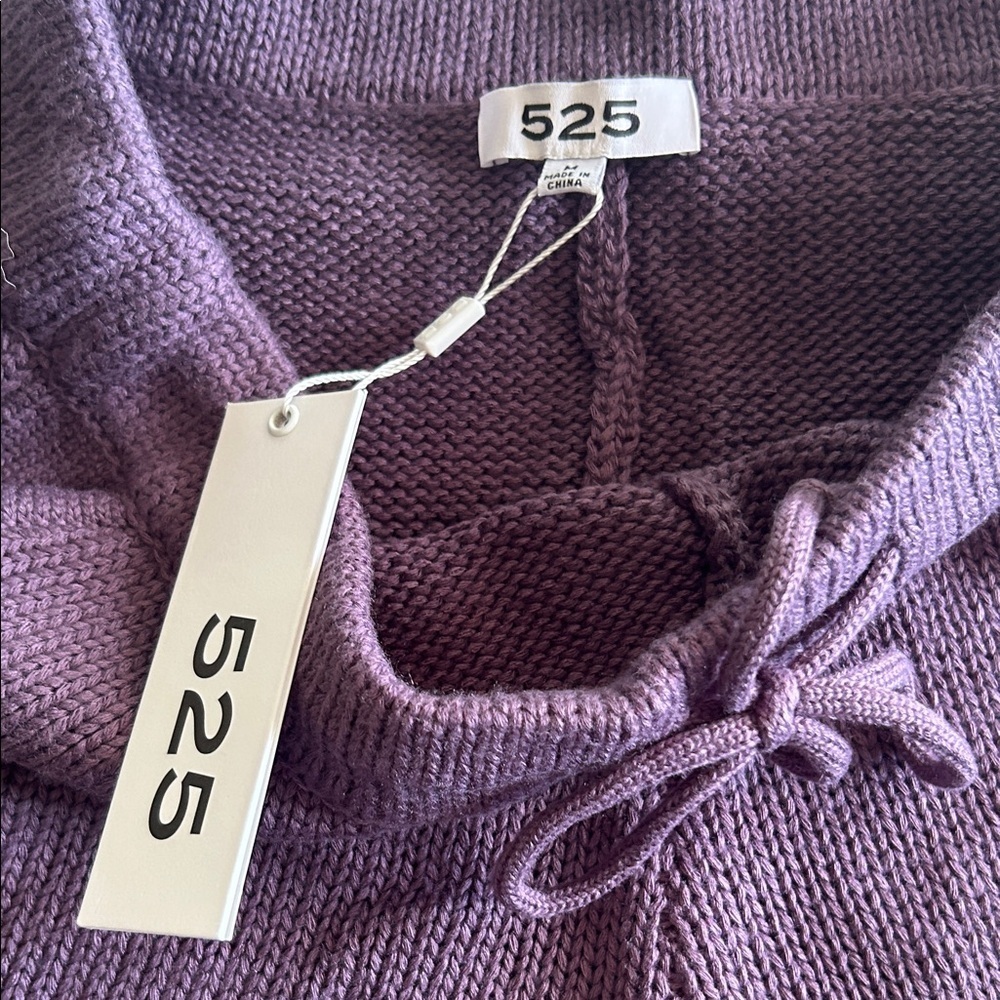 525 Plum Knit Women's Shorts - Picture 2 of 3